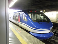 京都駅に到着したスーパーはくと10号