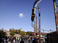 サーキット内遊園地