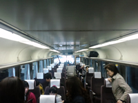 グリーン車内