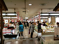 おみやげ館