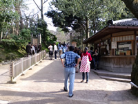 園内へ