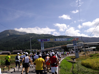 無難な序盤戦
