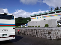 パトカーが停車しているのを目撃
