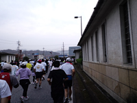 最初の直線道路を南下