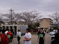 トイレには行列が