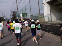 6km地点を通過