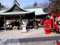 三光稲荷神社　拝殿