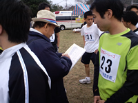 男子5キロの部の点呼