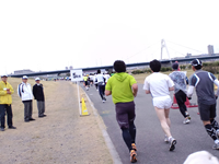 5km地点を通過