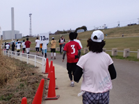 13km地点を通過