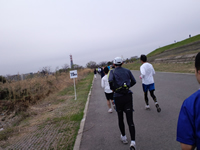 15km地点を通過