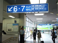 京都駅構内を移動