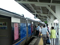 倉吉駅に到着