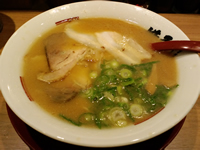 ラーメン並を注文